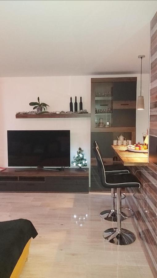 Apartman Navrchu ブレズノ エクステリア 写真